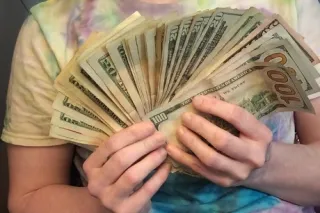 megs healing hands now in zion... - Image 2