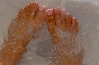 QV ONLY WEEK $ALE 😝🤞🏽 wet and ... - Image 1